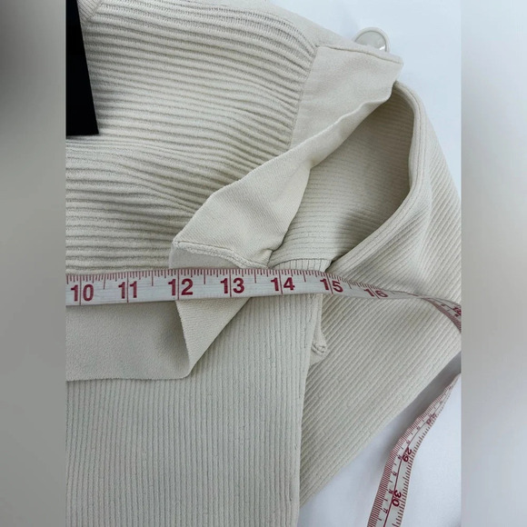 Rochas Crewneck L/S Ribbed Sweater Stella Ivory Size Small *NWT Some Stains - Picture 8 of 10